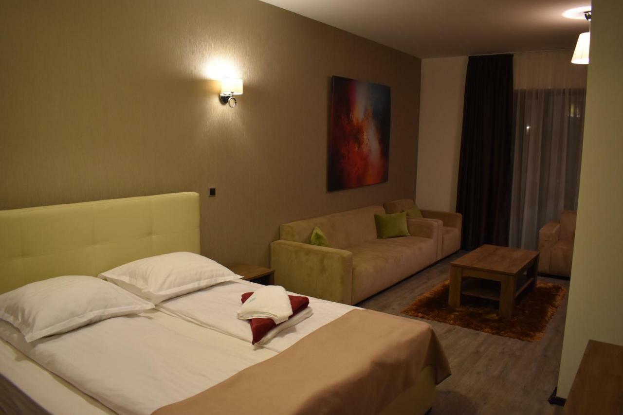 Ferienwohnung Silver Mountai G1 40 Deluxe Poiana Brașov Exterior foto